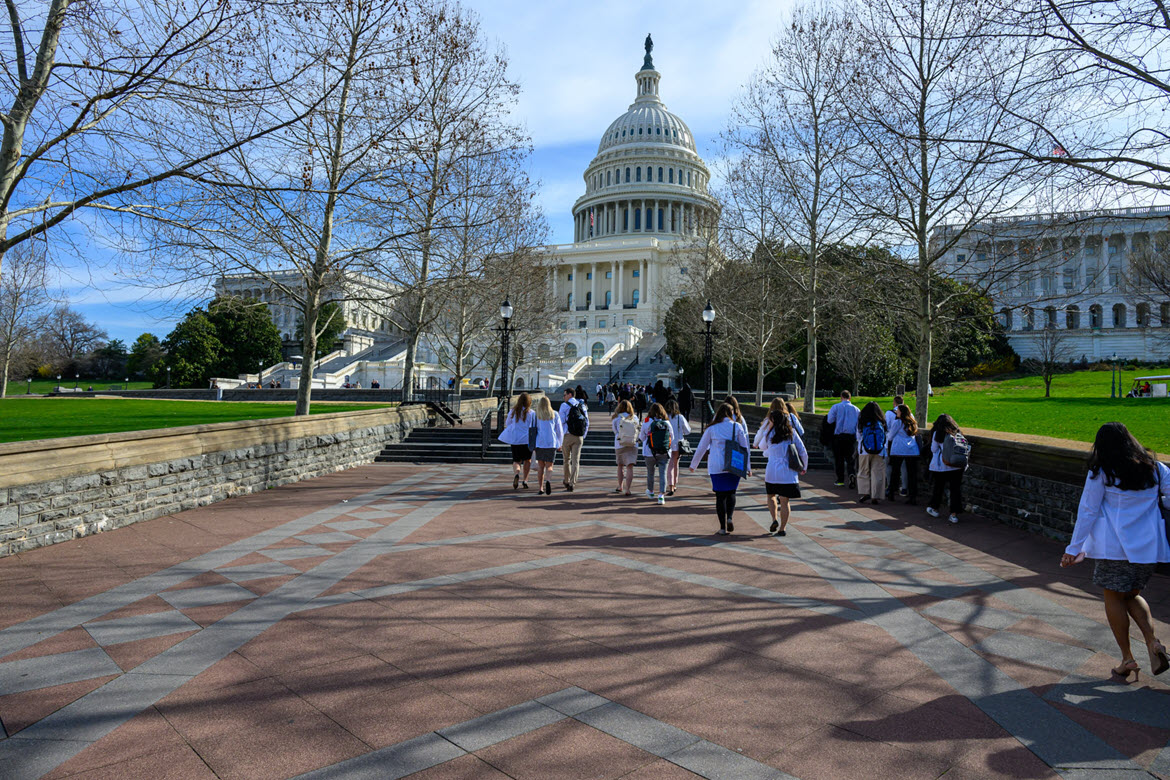 MAC medical students walking path to U.S. Capitol
