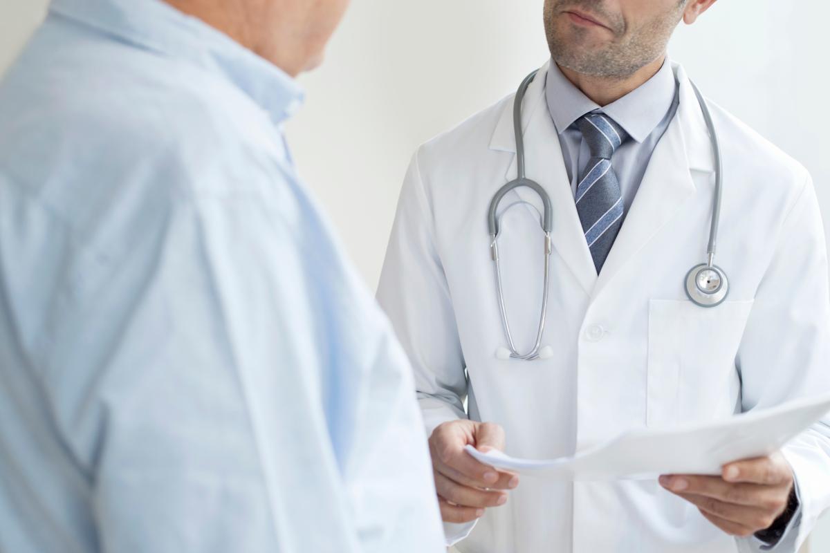 Physician discussion with patient