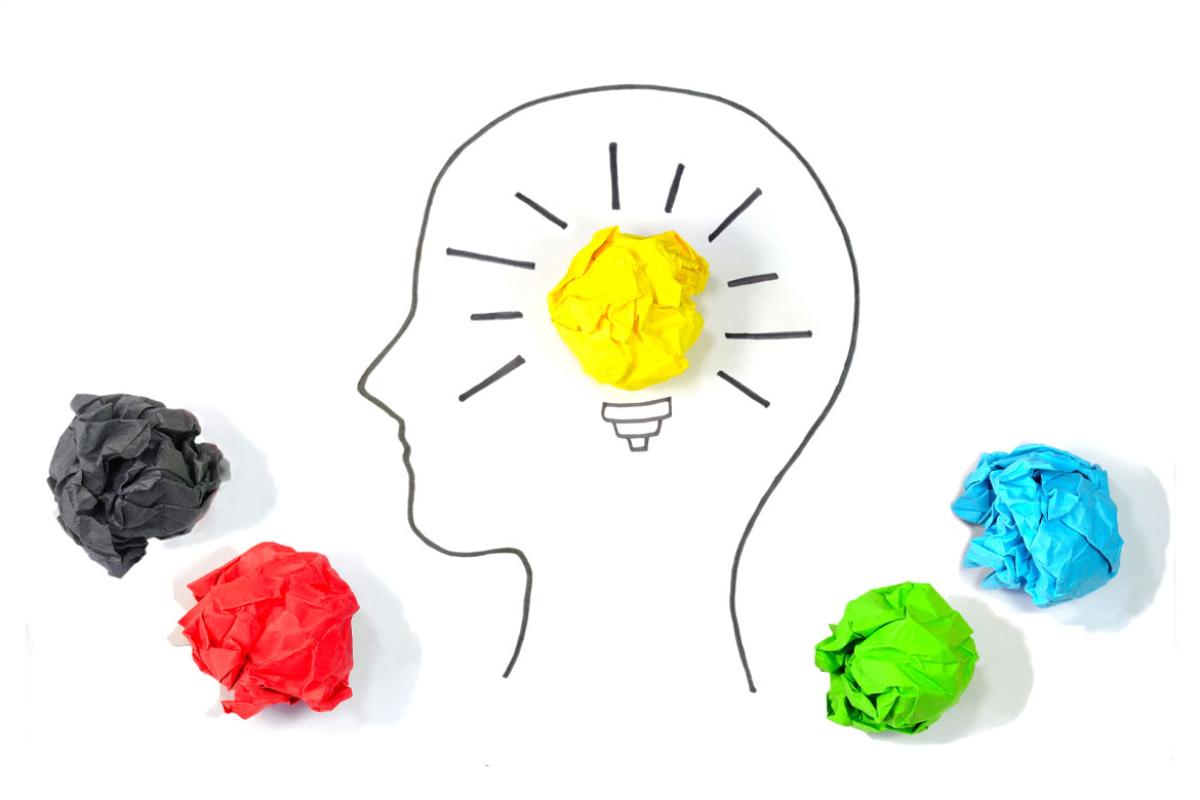 Illustration of a profile with an idea lightbulb