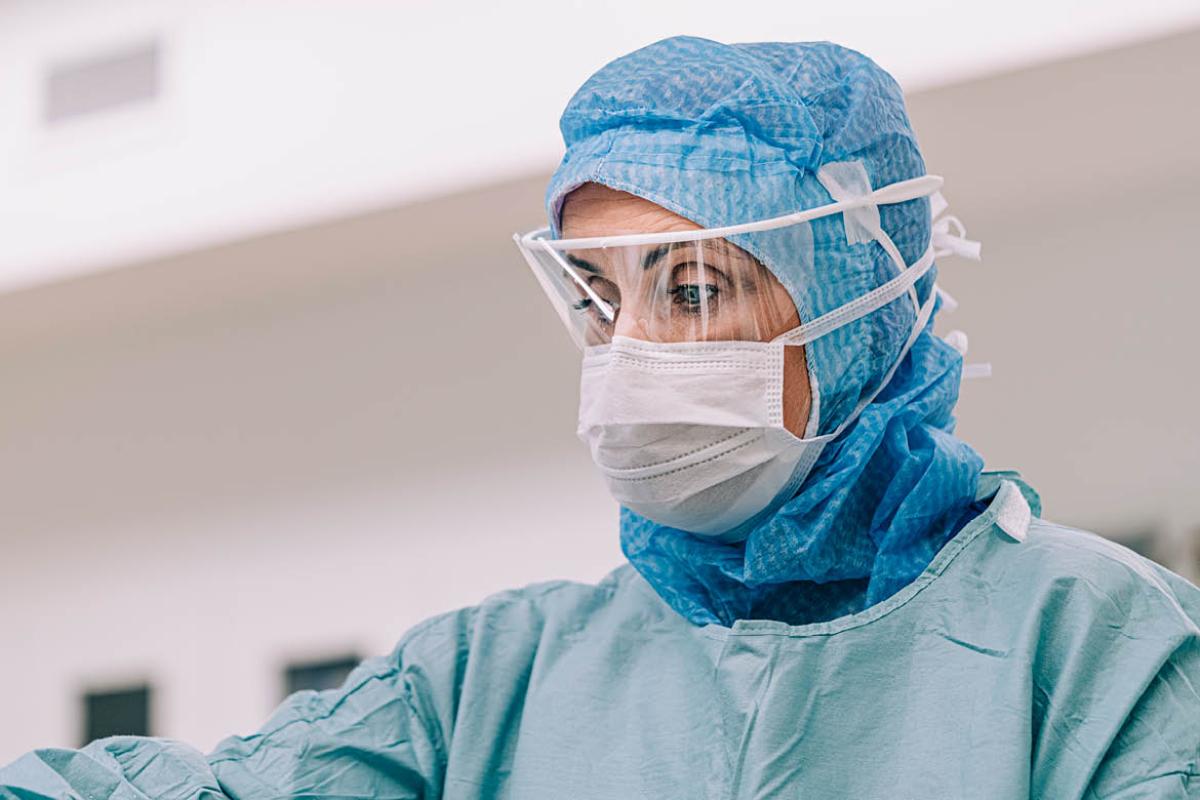 Health care worker in PPE