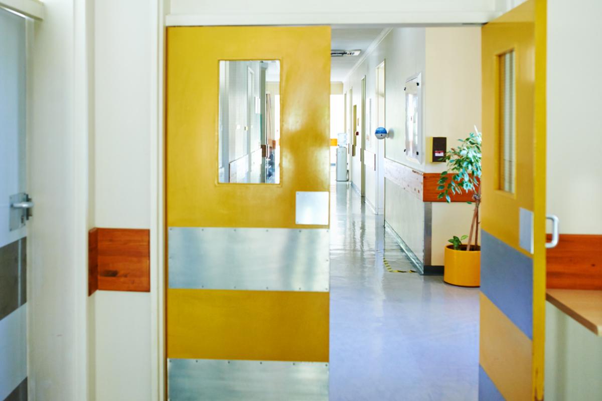 Emergency room