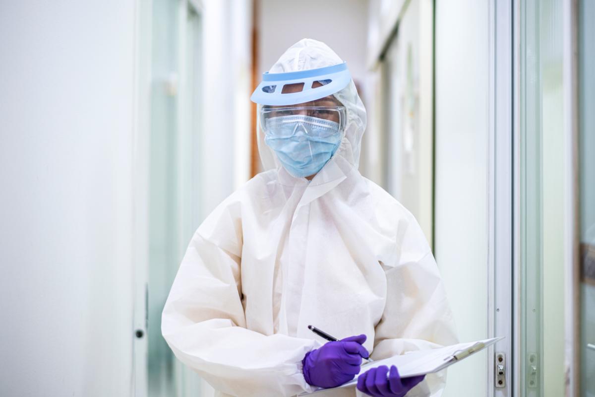 Health care worker in PPE