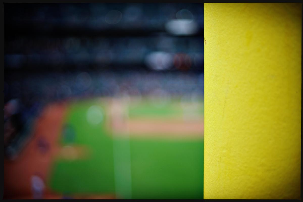 Blurred image of a baseball outfield