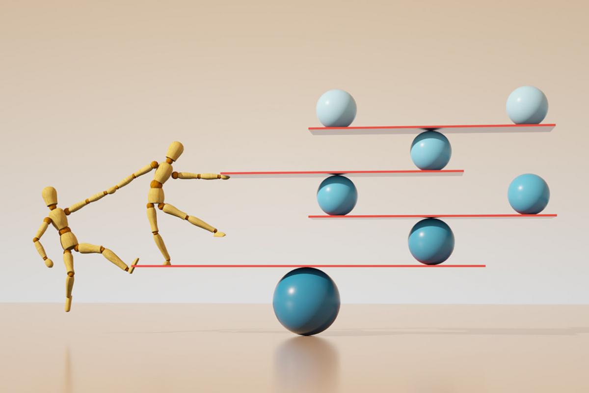 Mannequins balancing