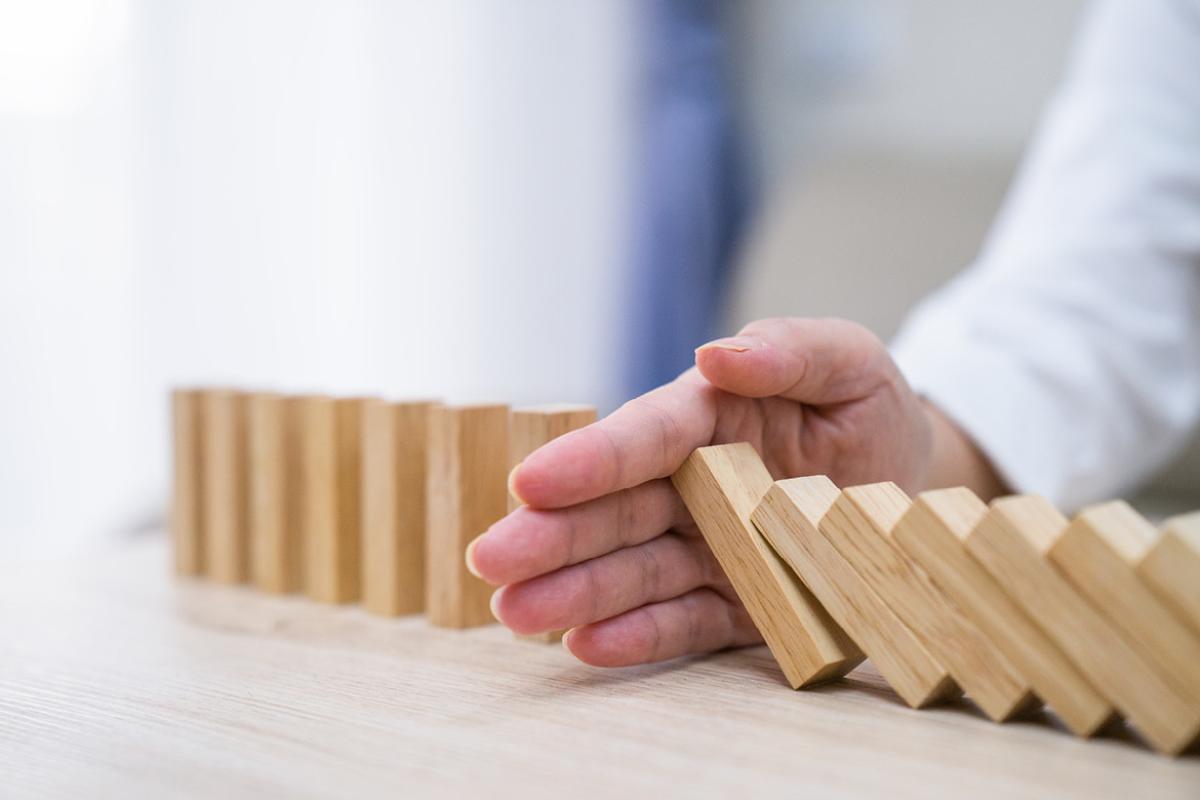 Domino effect and a hand