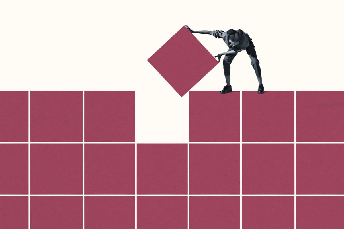 Figure positioning final magenta block in grid
