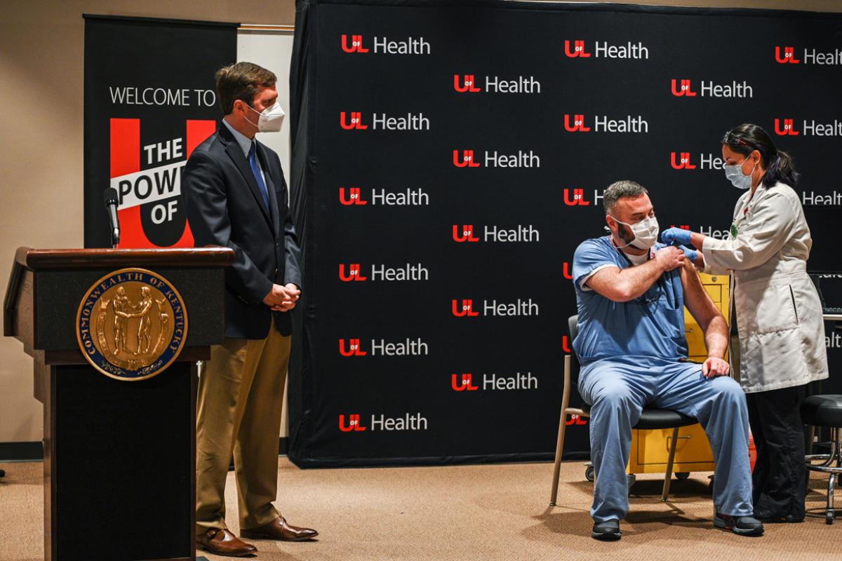 KY Governor Andy Beshear Watches as Dr Jason Smith Recieves a Vaccination