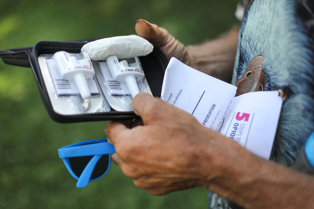 Narcan kit