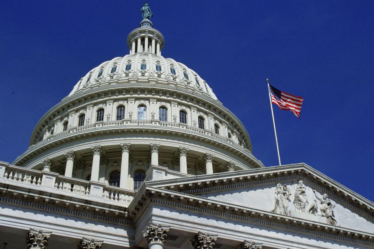U.S. Capitol dome on clear day, blue skies