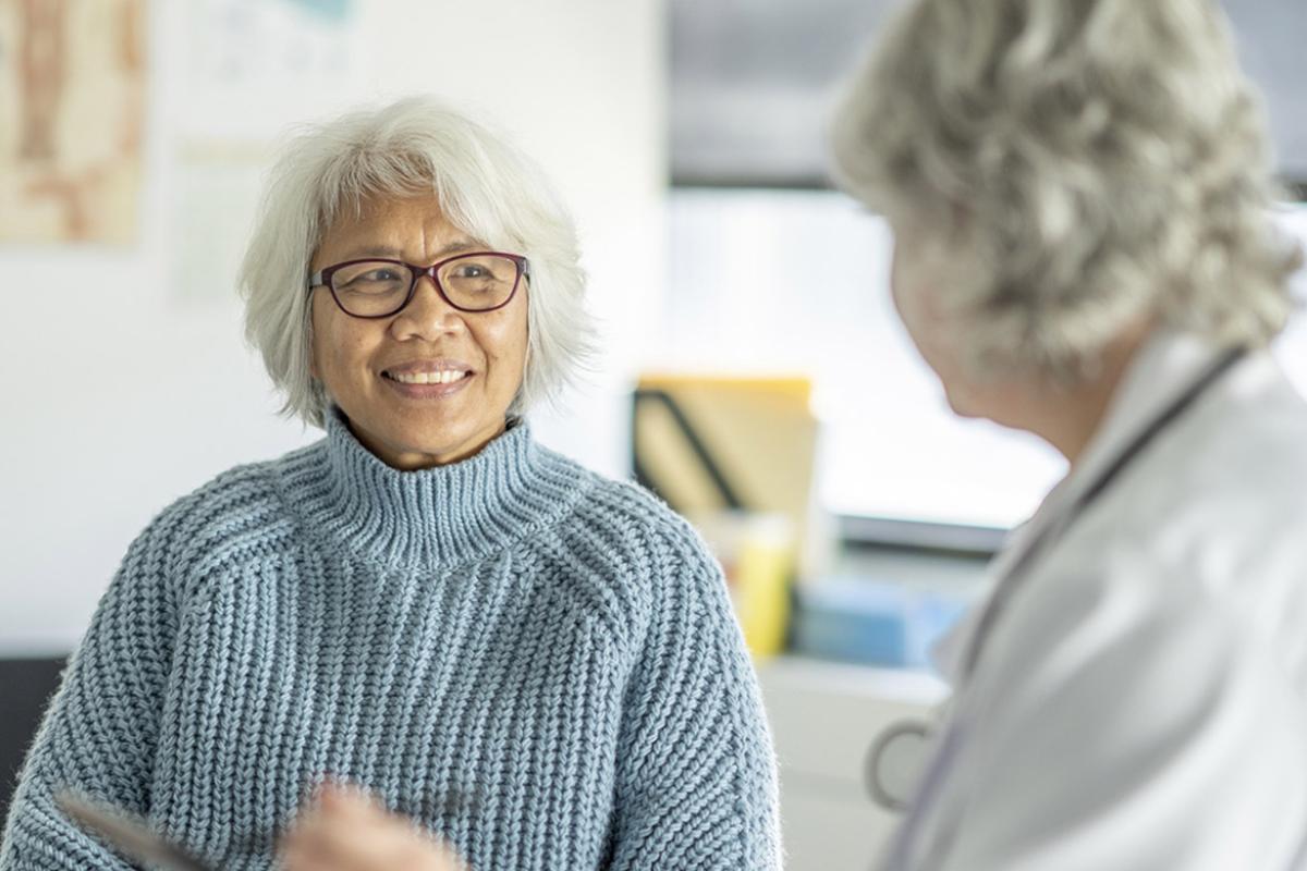 Patient smiles at doctor